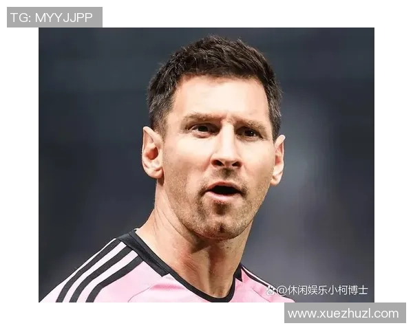 巨星闪耀绿茵场足球球星震撼登场瞬间点燃全场激情 巨星闪耀绿茵场足球球星震撼登场瞬间点燃全场激情